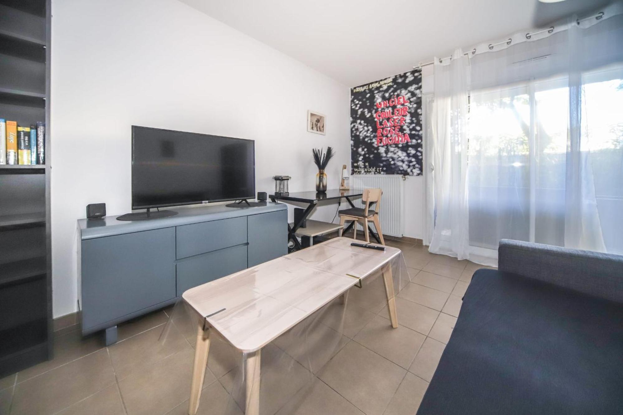 T2 Florescence Proche Montpellier Parking Castelnau-le-Lez Exterior photo